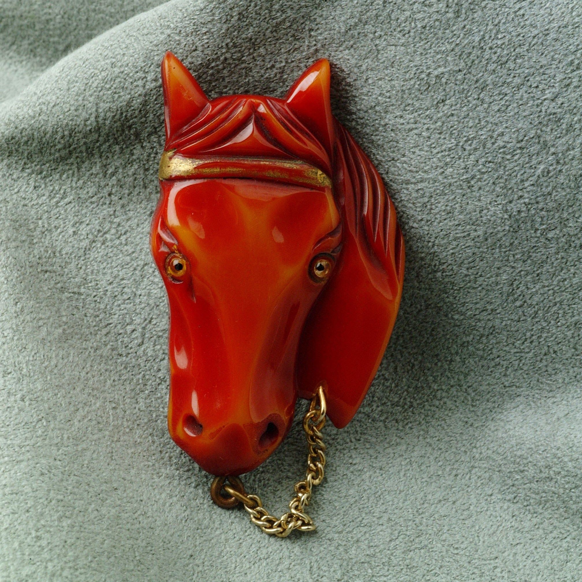 BOHLIN 馬 ピン N°2827 Vtg 1930s Carved Bakelite Horse Head Pin with Gold-Accented