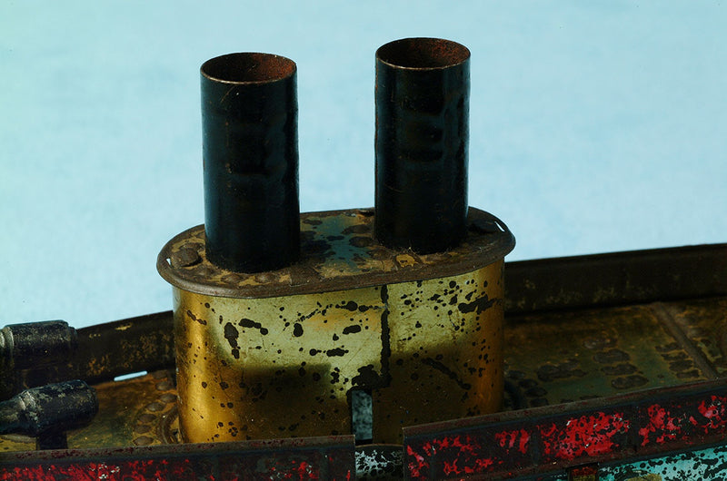 《Charles Rossignol〈C.R.〉装甲艦ブリキ玩具（フランス、c.1900）》