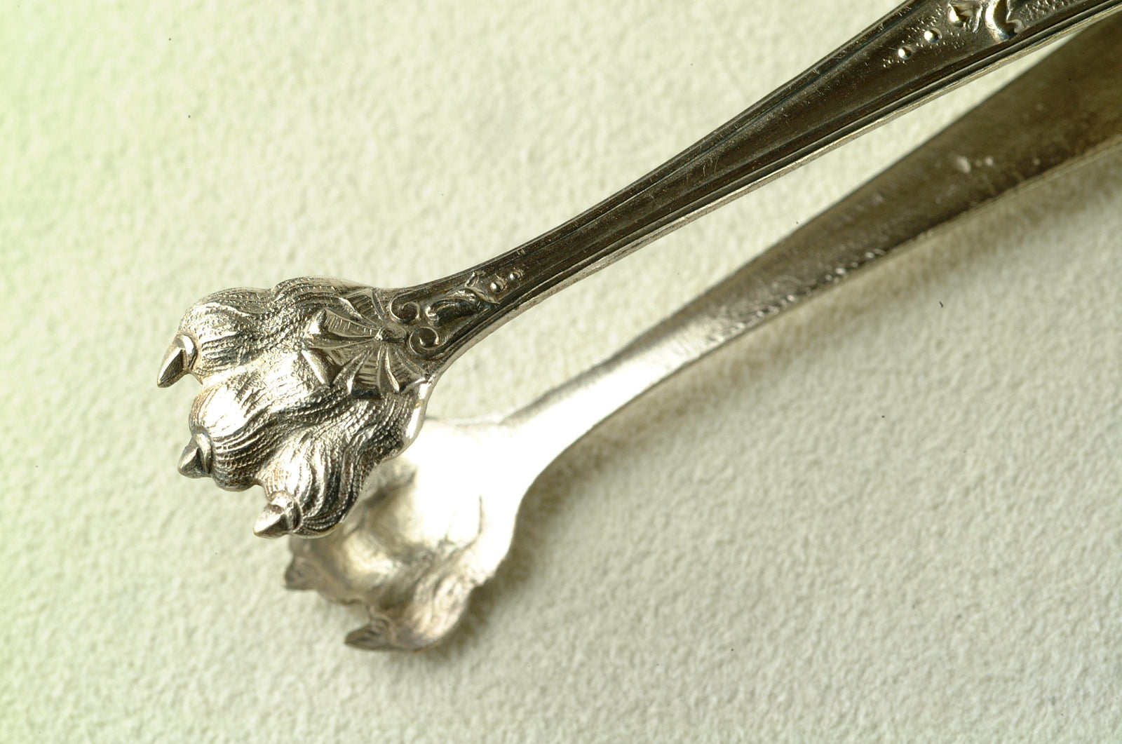 スターリングシルバー　シュガートング　アンティーク品 1057 シュガートング スターリングシルバー – Antiquites Brocante